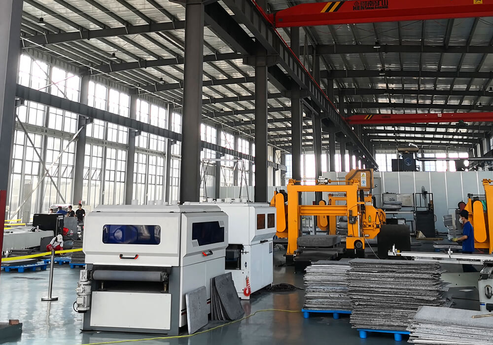Factory that makes metal foam